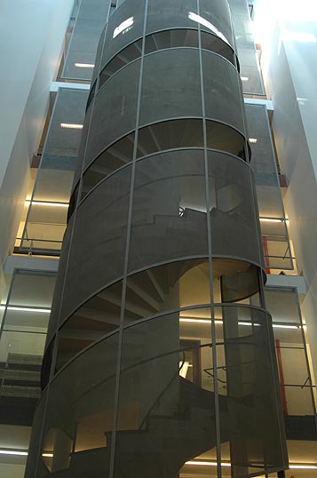 Interior - escada helicoidal